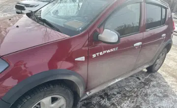 Renault Sandero 2014 года за 3 600 000 тг. в Экибастуз фото 2