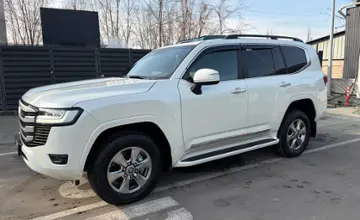 Toyota Land Cruiser 2023 года за 52 000 000 тг. в Алматы фото 4