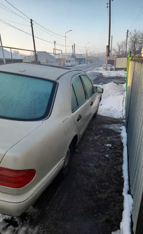Mercedes-Benz E-Класс 1995 года за 1 850 000 тг. в Талдыкорган фото 3