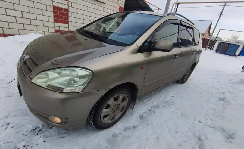Toyota Avensis Verso 2002 года за 4 200 000 тг. в Астана