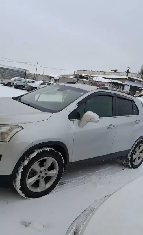 Chevrolet Tracker 2014 года за 5 300 000 тг. в Карагандинская область фото 1