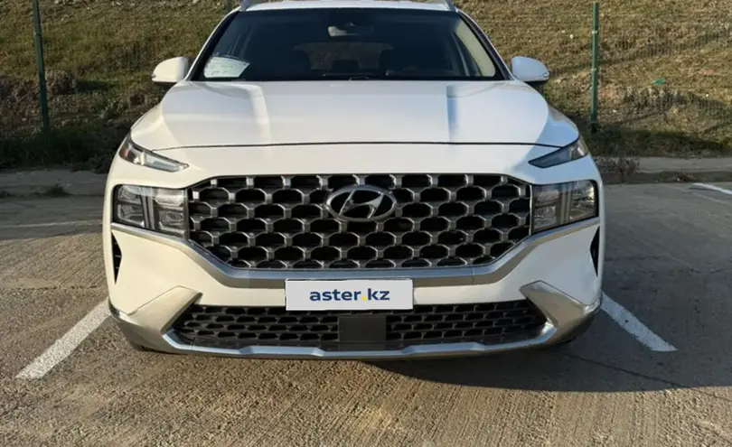 Hyundai Santa Fe 2021 года за 10 900 000 тг. в Алматы