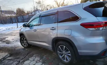 Toyota Highlander 2018 года за 18 500 000 тг. в Алматы