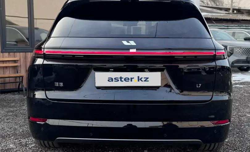 LiXiang L7 2025 года за 27 500 000 тг. в Алматы