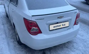 Chevrolet Aveo 2014 года за 3 500 000 тг. в Астана фото 4