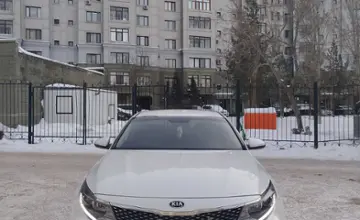 Kia K5 2016 года за 8 300 000 тг. в Астана фото 2