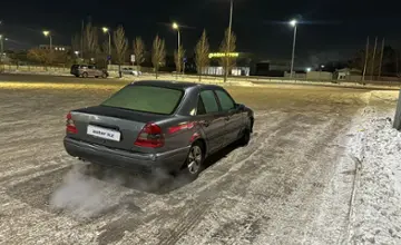 Mercedes-Benz C-Класс 1994 года за 1 600 000 тг. в Астана