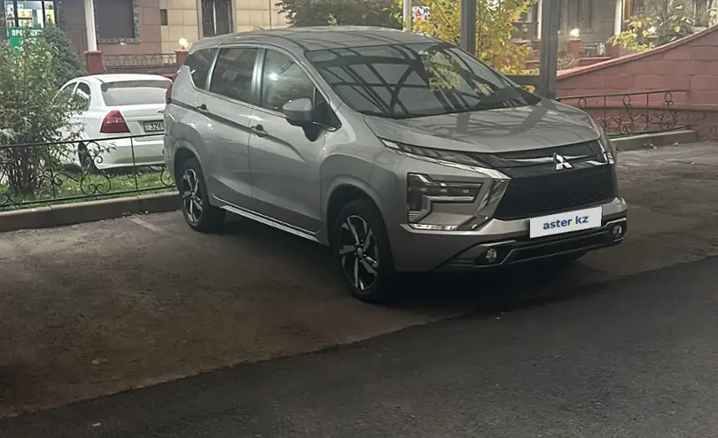 Mitsubishi Xpander 2022 года за 10 400 000 тг. в Алматы фото 2