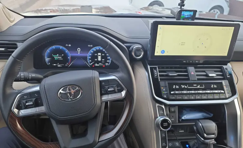 Toyota Land Cruiser 2024 года за 65 000 000 тг. в Костанайская область фото 3