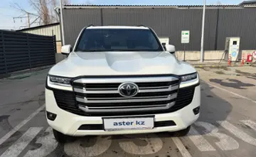 Toyota Land Cruiser 2023 года за 52 000 000 тг. в Алматы фото 1