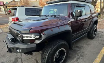 Toyota FJ Cruiser 2006 года за 12 500 000 тг. в Алматы фото 1