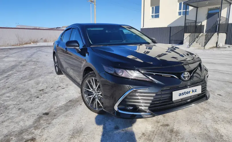 Toyota Camry 2023 года за 18 000 000 тг. в Экибастуз