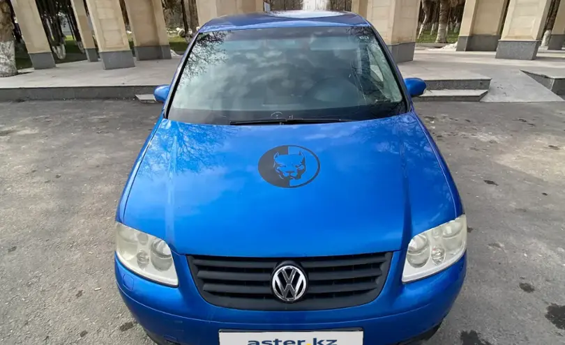 Volkswagen Touran 2003 года за 2 000 000 тг. в Шымкент фото 1
