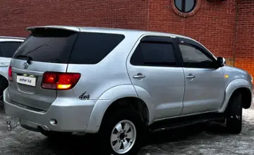 Toyota Fortuner 2006 года за 7 200 000 тг. в Актобе фото 3