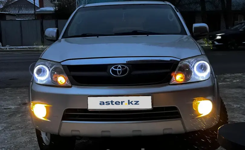 Toyota Fortuner 2006 года за 7 200 000 тг. в Актобе