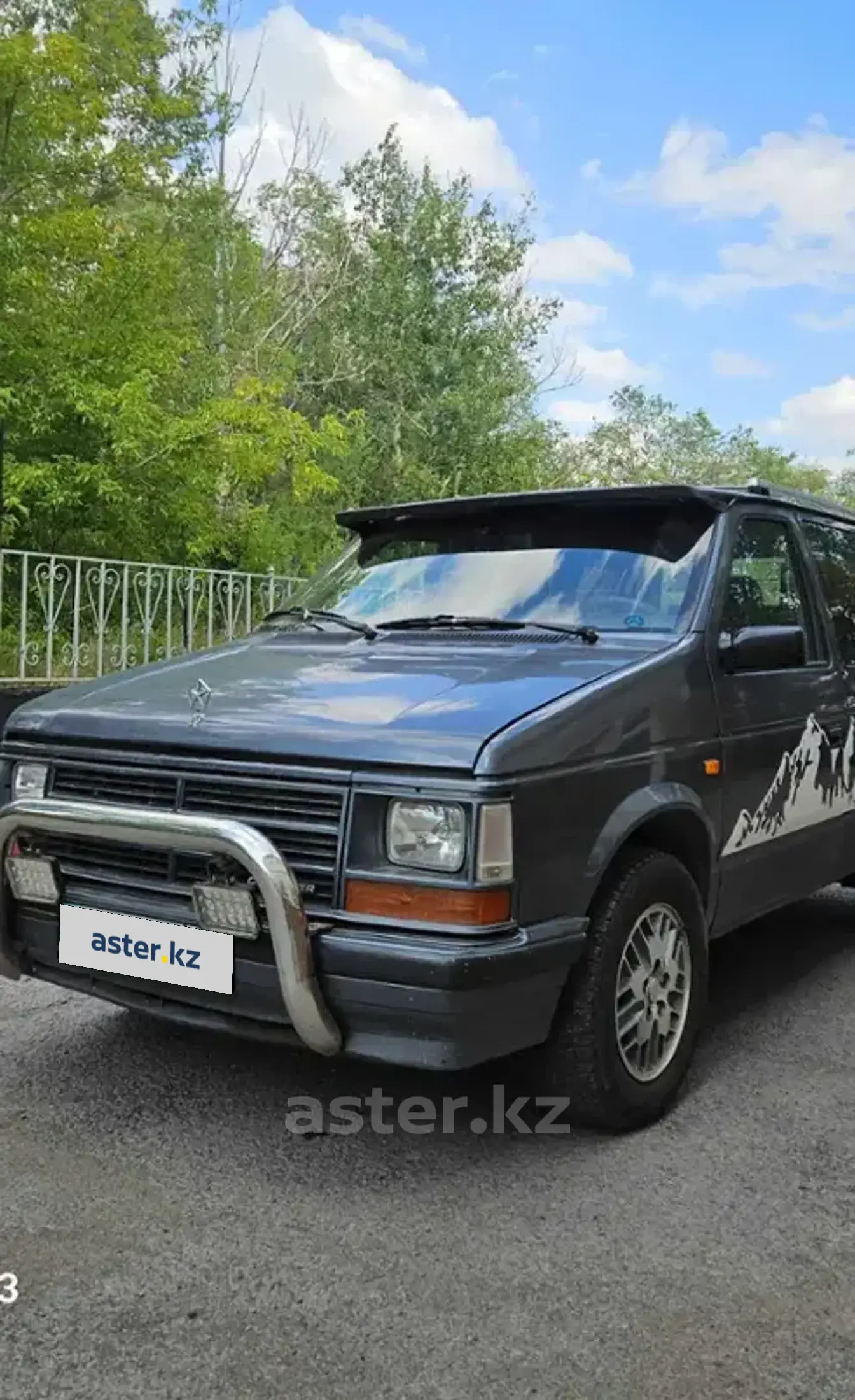 Chrysler Voyager 1989 года за 2 500 000 тг. в Караганда фото 1