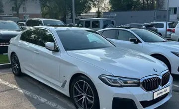 BMW 5 серии 2022 года за 26 000 000 тг. в Алматы фото 2