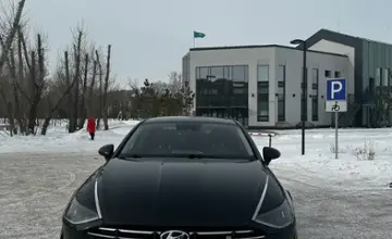 Hyundai Sonata 2019 года за 10 100 000 тг. в Караганда фото 1