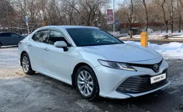 Toyota Camry 2018 года за 12 000 000 тг. в Алматы фото 2
