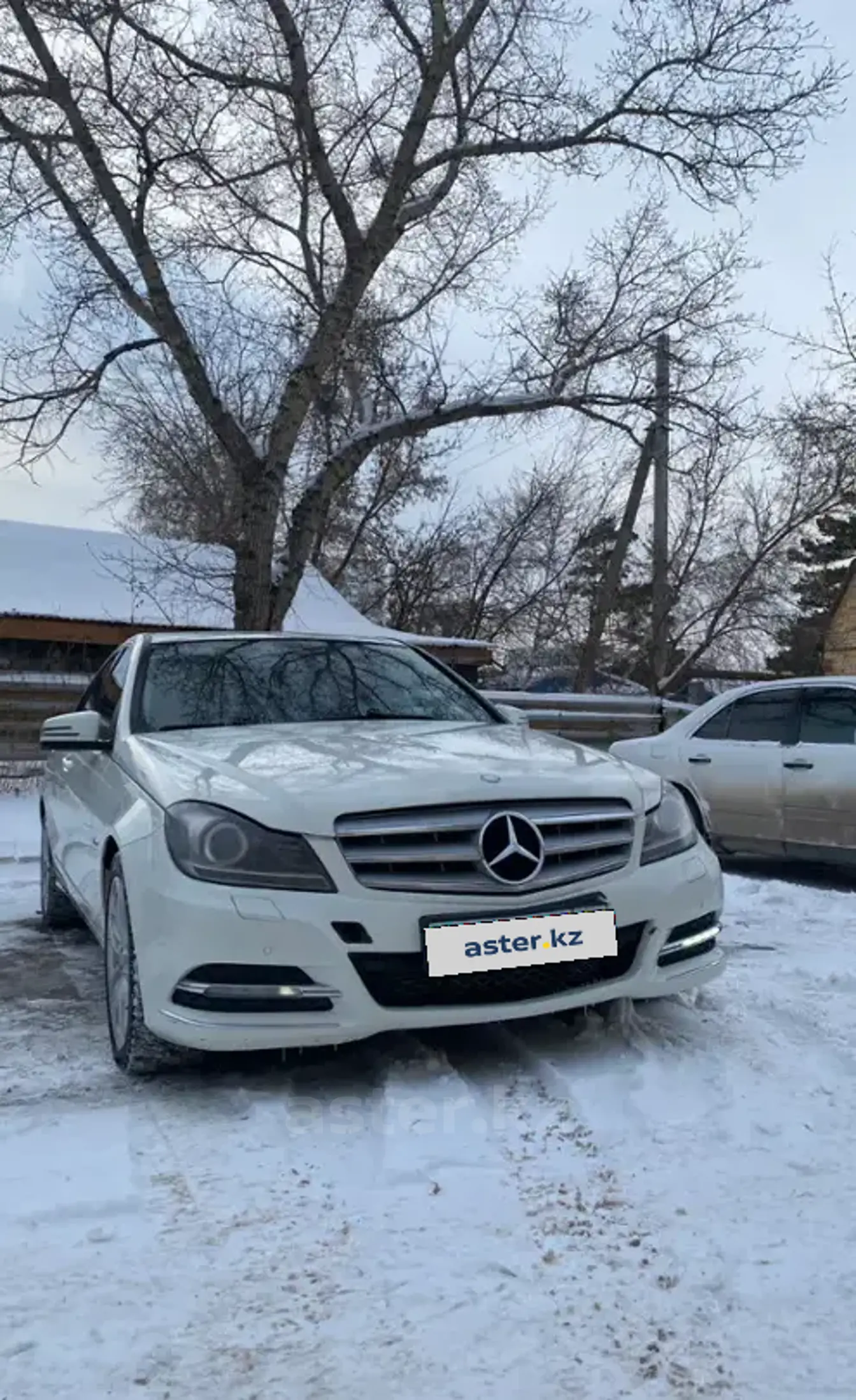 Mercedes-Benz C-Класс 2011 года за 6 700 000 тг. в Астана фото 2