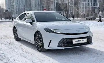 Toyota Camry 2025 года за 22 000 000 тг. в Астана