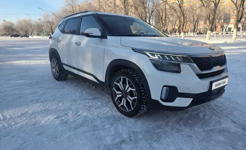 Kia Seltos 2020 года за 9 100 000 тг. в Караганда фото 2