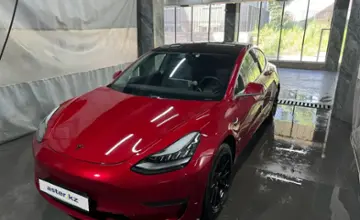 Tesla Model 3 2020 года за 11 000 000 тг. в Алматы фото 1
