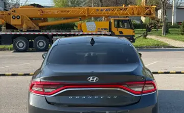Hyundai Grandeur 2018 года за 10 750 000 тг. в Шымкент