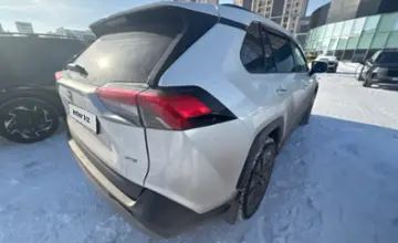 Toyota RAV4 2020 года за 16 800 000 тг. в Астана
