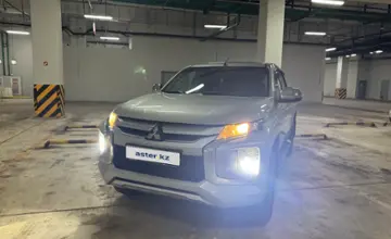 Mitsubishi L200 2021 года за 12 000 000 тг. в Астана фото 3