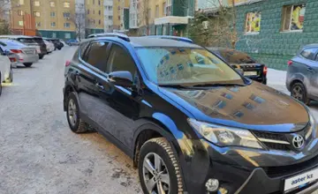Toyota RAV4 2015 года за 8 800 000 тг. в Астана фото 3