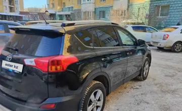 Toyota RAV4 2015 года за 8 800 000 тг. в Астана фото 4