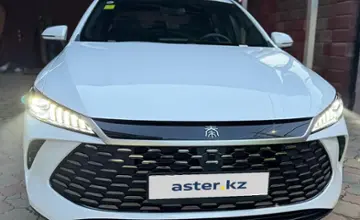 BYD QIN PLUS 2025 года за 8 200 000 тг. в Алматы фото 3