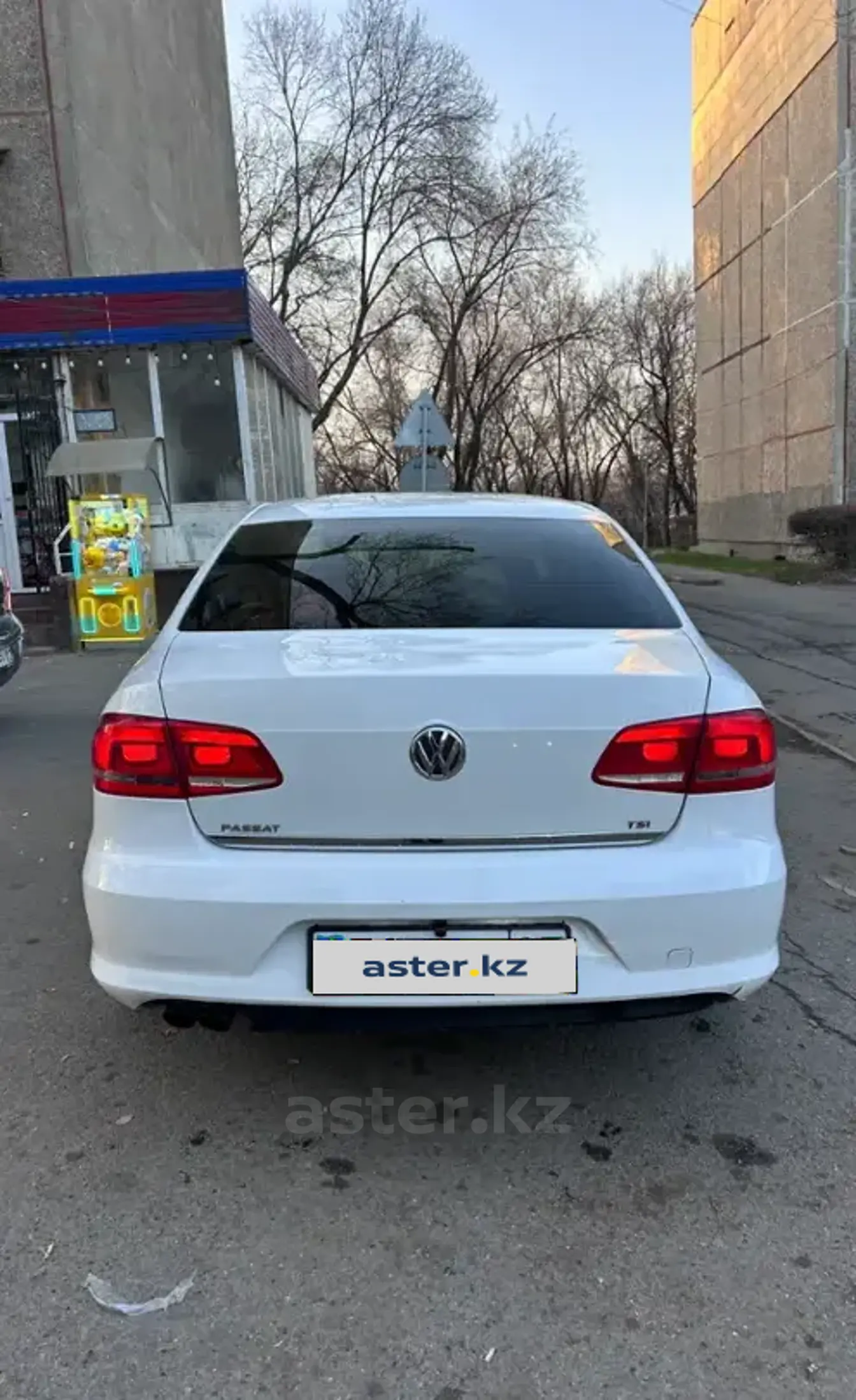 Volkswagen Passat 2013 года за 5 200 000 тг. в Алматы
