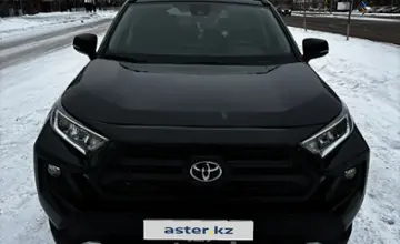 Toyota RAV4 2021 года за 16 500 000 тг. в Астана фото 3