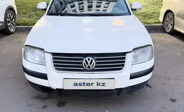 Volkswagen Passat 2005 года за 1 450 000 тг. в Астана фото 1