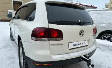 Volkswagen Touareg 2007 года за 6 500 000 тг. в Петропавловск фото 4