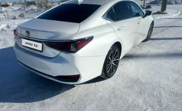 Lexus ES 2024 года за 29 500 000 тг. в Астана фото 4