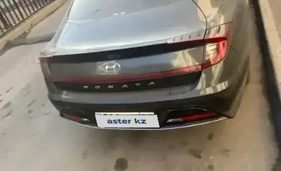 Hyundai Sonata 2022 года за 11 700 000 тг. в Алматы фото 3