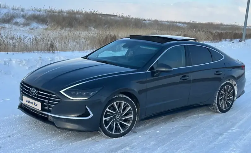 Hyundai Sonata 2022 года за 12 000 000 тг. в Астана
