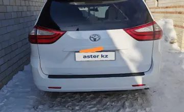 Toyota Sienna 2017 года за 14 300 000 тг. в Усть-Каменогорск фото 4
