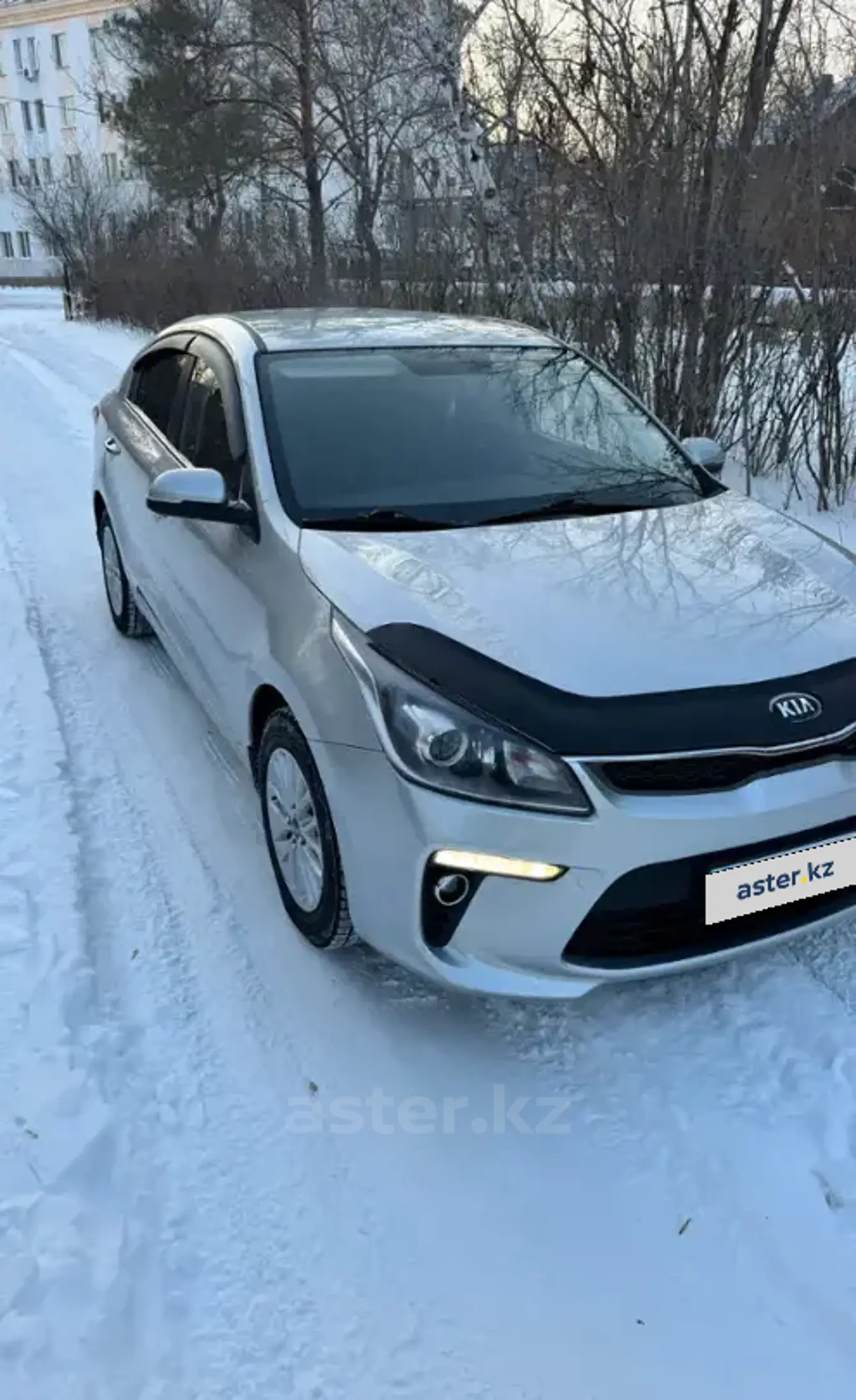 Kia Rio 2018 года за 7 500 000 тг. в Караганда фото 3