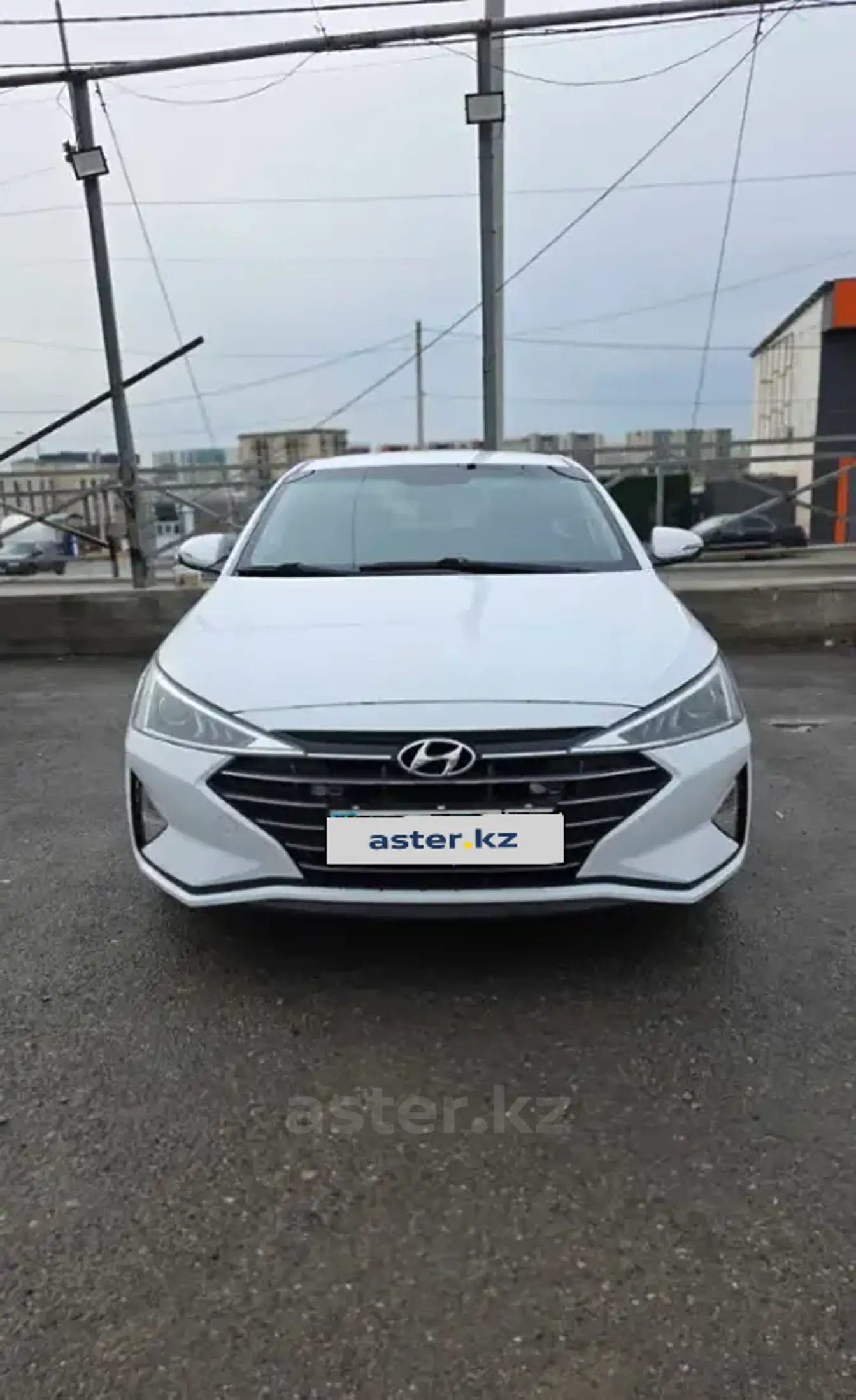 Hyundai Elantra 2019 года за 6 700 000 тг. в Шымкент фото 2