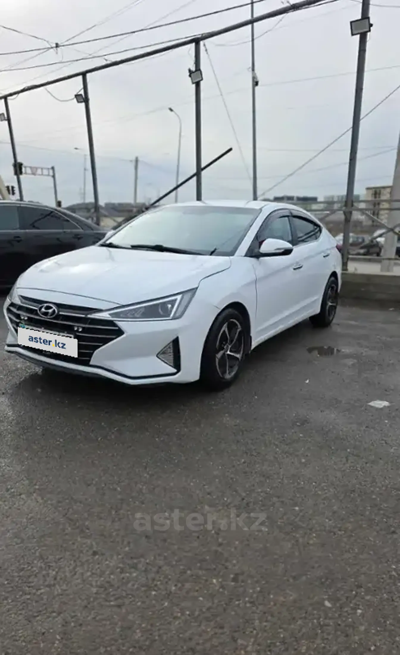 Hyundai Elantra 2019 года за 6 700 000 тг. в Шымкент фото 1