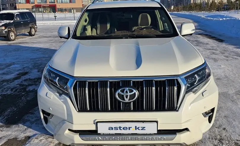 Toyota Land Cruiser Prado 2022 года за 36 000 000 тг. в Астана