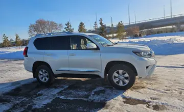 Toyota Land Cruiser Prado 2022 года за 36 000 000 тг. в Астана фото 3
