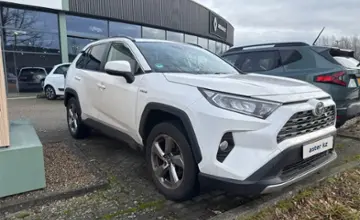 Toyota RAV4 2021 года за 11 200 000 тг. в Алматы фото 2