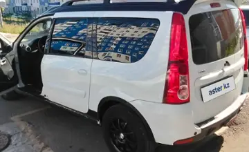 LADA (ВАЗ) Largus 2015 года за 4 200 000 тг. в Усть-Каменогорск