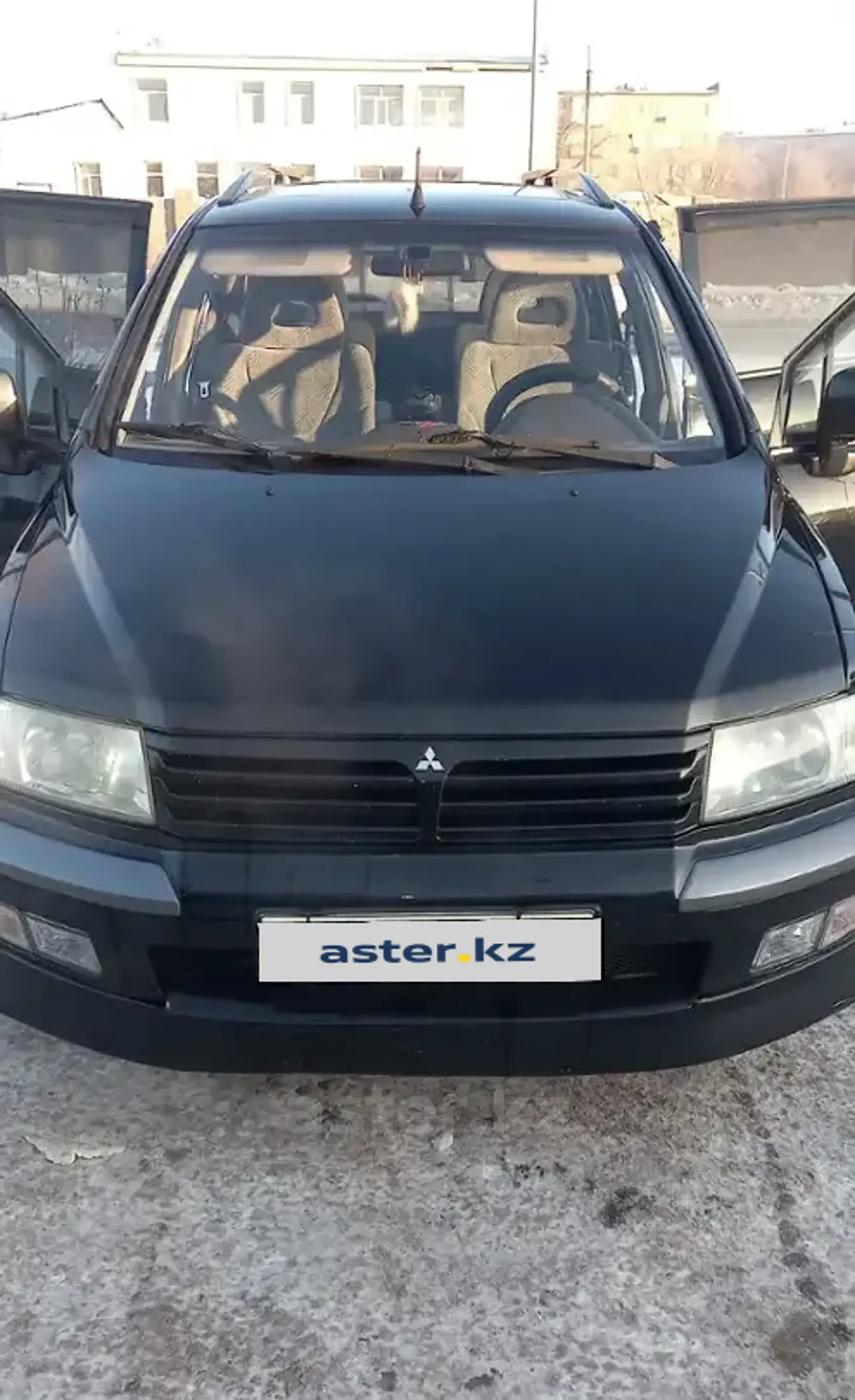 Mitsubishi Space Wagon 1999 года за 3 500 000 тг. в Караганда фото 3