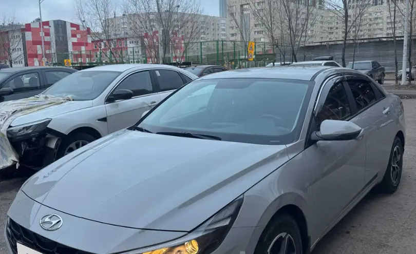 Hyundai Elantra 2023 года за 9 200 000 тг. в Алматы